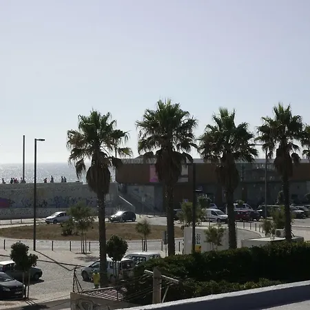 Beach House, Surf, Golf And Lisbon * Costa de Caparica