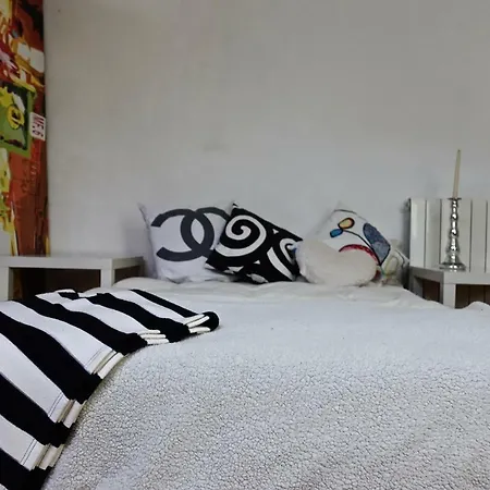 Beach House, Surf, Golf And Lisbon Costa de Caparica